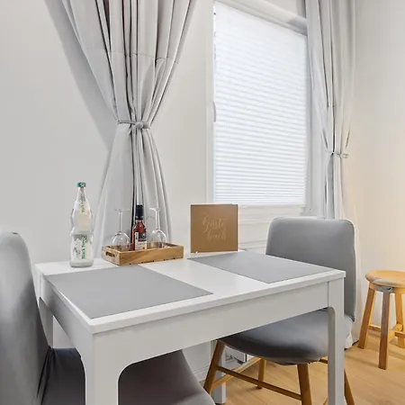 Winetime - Modern - Luxurioes - Direkt Im Zentrum - Stadtmitte Appartement *